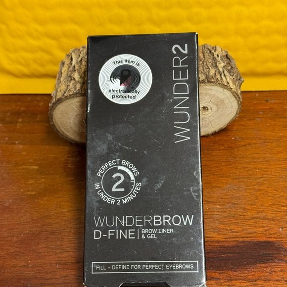 Wunderbrow D-Fine Brow Liner & Gel - Blonde - Picture 3 of 5